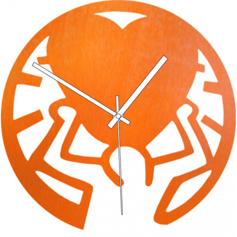 Dřevěné hodiny - láska na ramenou černé a...