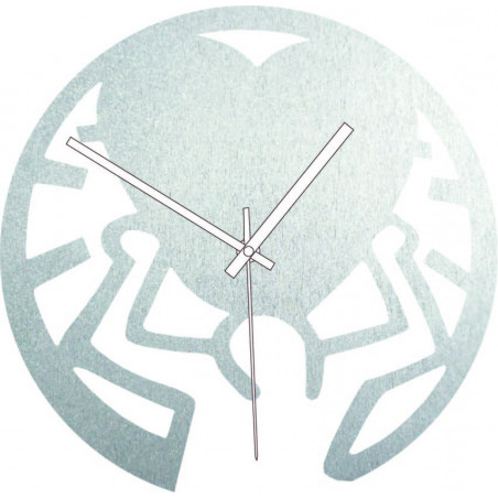 Dřevěné hodiny - láska na ramenou černé a barevné | SENTOP PR0420