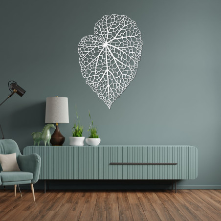 Elegantní nástěnná dekorace ze dřeva s motivem listu a přírodním designem