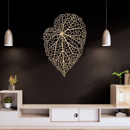 Elegantní nástěnná dekorace ze dřeva s motivem listu a přírodním designem