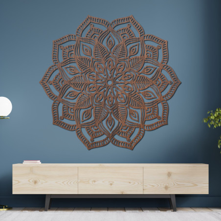 Dřevěná mandala na zeď s detailním ornamentálním vzorem pro moderní interiér