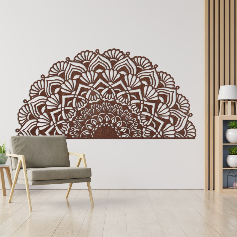 Luxusní dřevěná půlkruhová mandala pro stylový boho interiér.