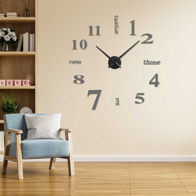 Designové nalepovací hodiny s čísly zobrazenými různými styly písma.
