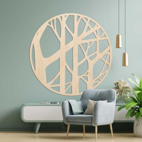 Vyřezávaný dřevěný motiv stromu jako dekorace interiéru Vyřezávaný dřevěný motiv stromu jako dekorace interiéru