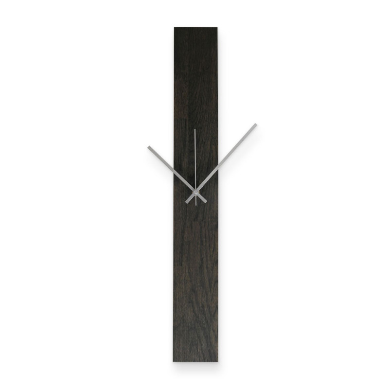 Černé dřevěné nástěnné hodiny TERA v moderním designu