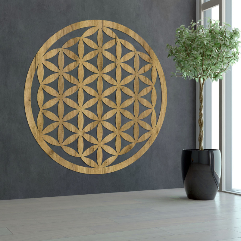 Elegantní vyřezávaná dřevěná mandala dřeví na zeď
