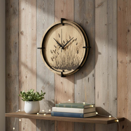Nástěnné hodiny s jemným rostlinným motivem