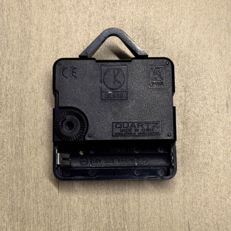 Elegantní hodiny s motivem trávy pro váš domov