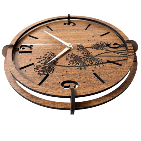 Designové hodiny s tichým quartz mechanismem a stříbrnými ručičkam