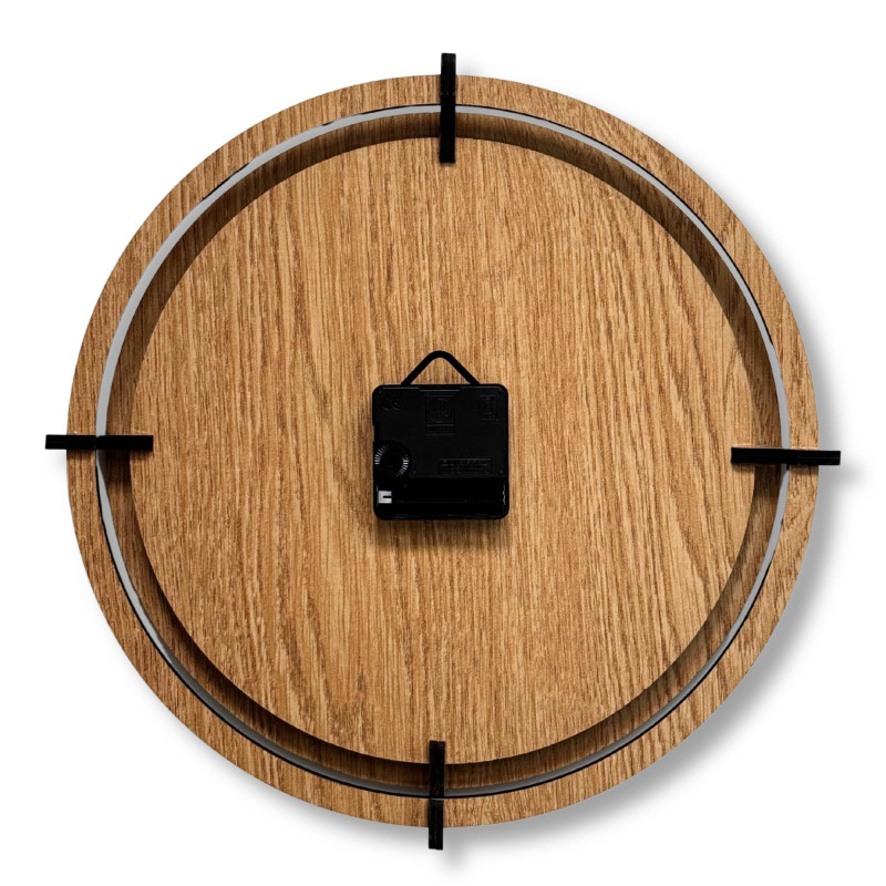 Stylové hodiny Dub – minimalistický design a kontrastní černé detaily