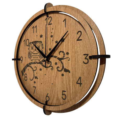 Nástěnné hodiny se sovou – elegantní doplněk do vašeho domu