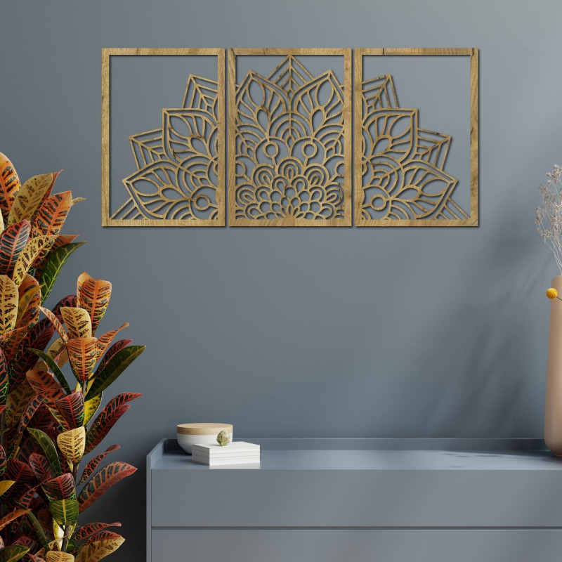 Precizně vyřezávaná mandala a hodiny. Spojení umění a přírodního materiálu.