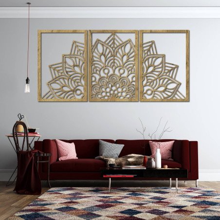 Precizně vyřezávaná mandala a hodiny. Spojení umění a přírodního materiálu.