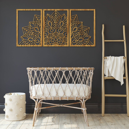 Harmonická černá mandala a dřevěné hodiny. Dokonalý doplněk do každého pokoje.