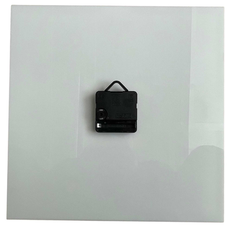 Nástěnné hodiny bílý akryl a dubový dekor - LONDON