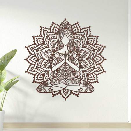 Designová dřevěná mandala s motivem jógy – 3D dekorace na zeď do obývacího pokoje s harmonickým efektem.