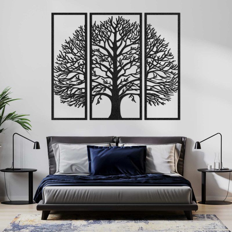 Nástěnný triptych Strom života vyřezávaný z černé HDF desky s detailním větvením.