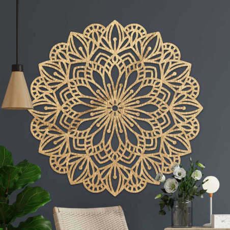 Dřevěná mandala na zeď s detailním ornamentálním vzorem