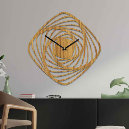 Designové nástěnné hodiny ze dřeva s abstraktním spirálovým motivem a tichým strojkem