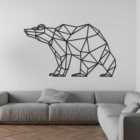 Laserem vyřezávaný dřevěný obraz medvěda v moderním geometrickém stylu.