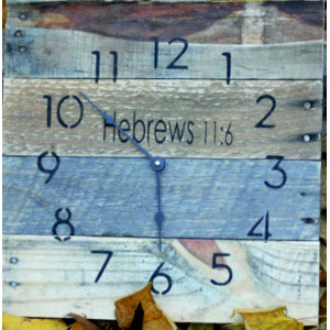 STÝLOVE dřevěné nástěnné hodiny.