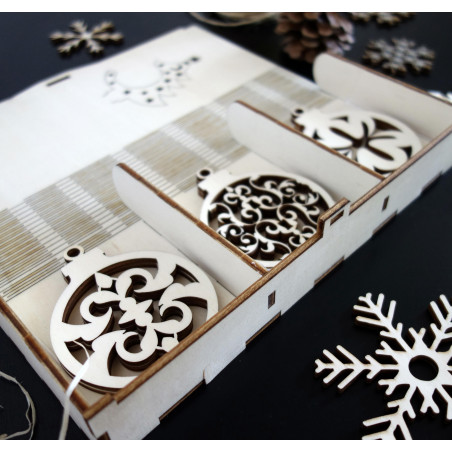 Dekorace na vánoční stromeček, sada obsahuje 18 kusů