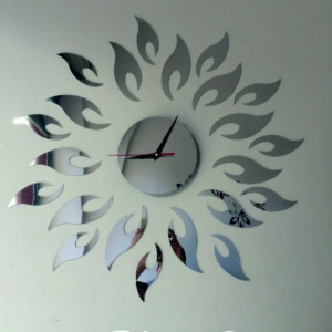 Nástěnné hodiny zrcadlové Slunce, 42x42 cm