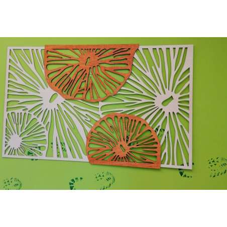 Elegantní dřevěná dekorace na zeď s květinovým vzorem - GENIUS